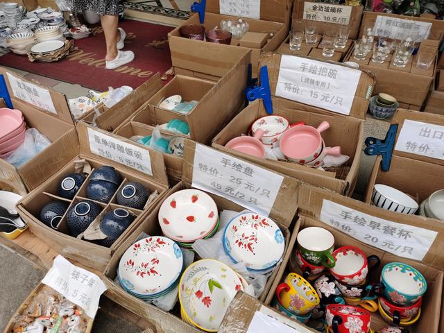 廣州南泰日用品批發(fā)市場(chǎng)為何成為網(wǎng)紅打卡地？這三大原因揭秘